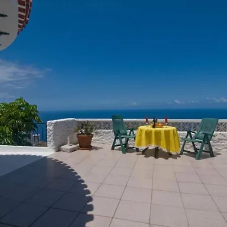 Villa In El With Pool - F1075
