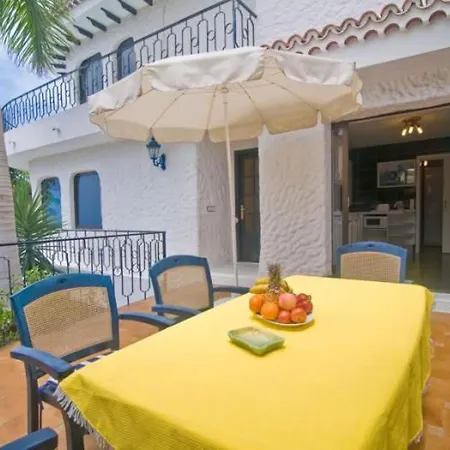 Villa In El With Pool - F1075